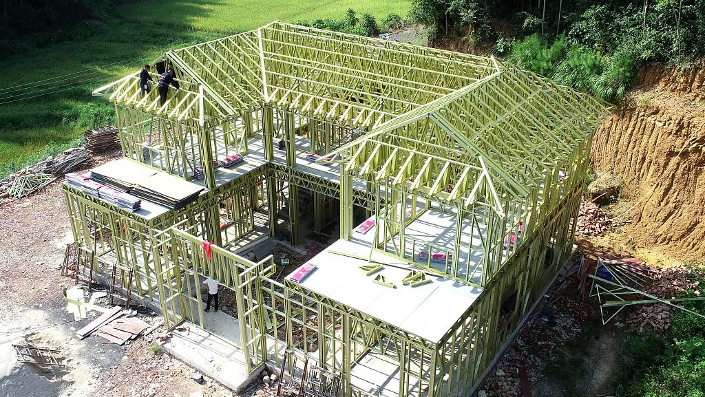 全國(guó)人大代表袁斯浪建議:推廣新型鋼結(jié)構(gòu)住宅